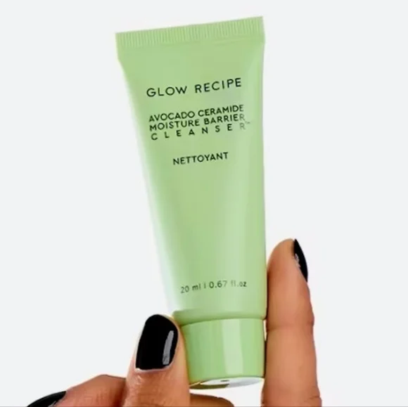 5 For $25 Item🌸 Glow Recipe Avocado Ceramide Moisture Barrier Cleanser - Picture 1 of 4